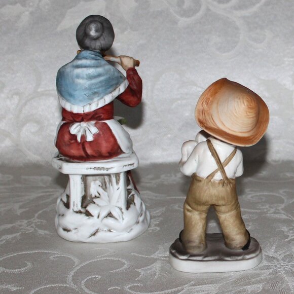 Vintage Bisque Figurine Grandma Playing Flute - Picture 8 of 12